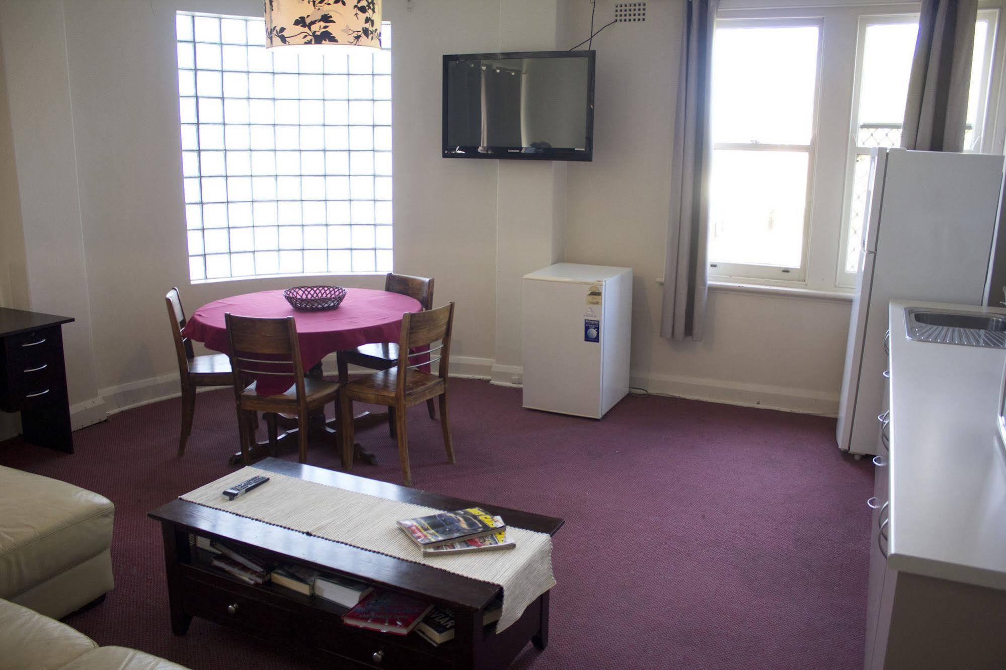 Court House Hotel Boorowa Dış mekan fotoğraf